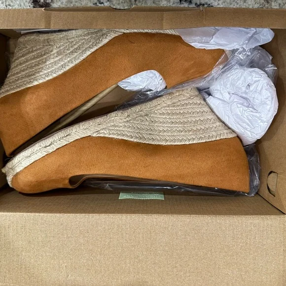 J.Crew Sueded Espadrille Wedges Size 10 NWT Pale Clay - Picture 8 of 8